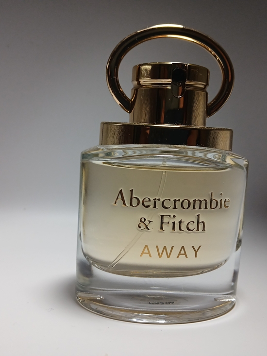 Abercrombie & Fitch Other - Abercrombie & Fitch AWAY Eau de Parfum - Gold Clear Bottle